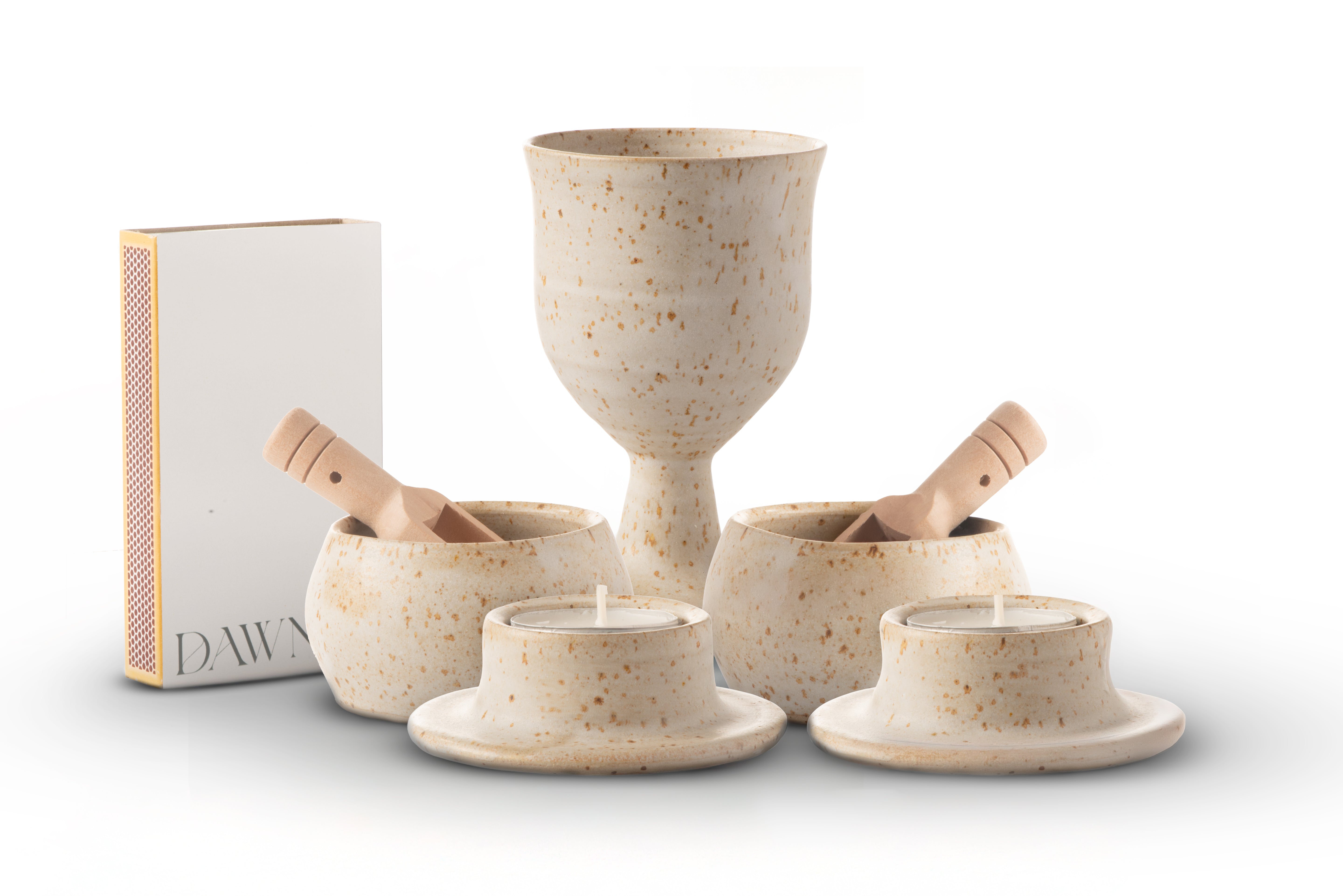 פמוטים- לבן